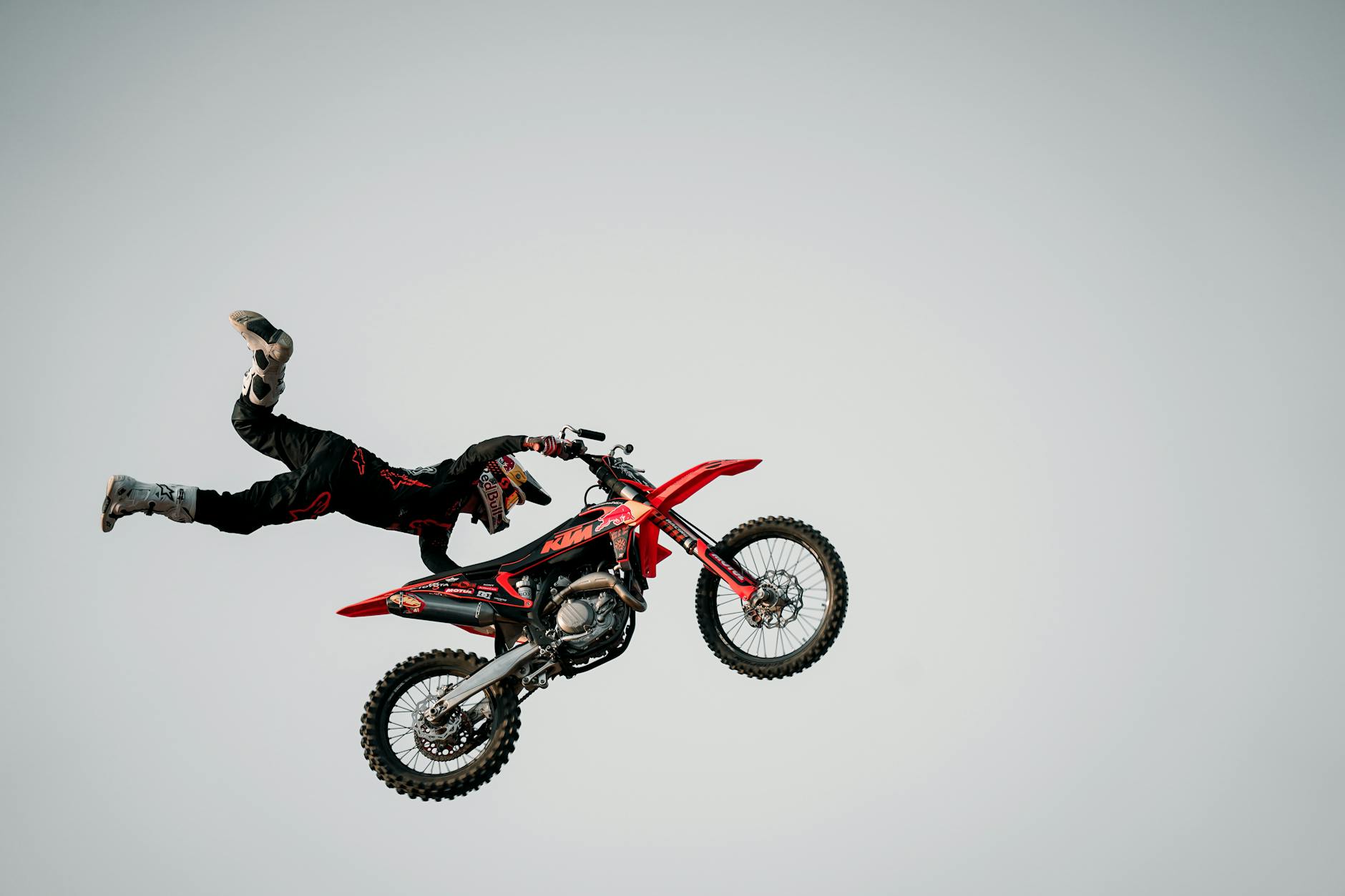 Unleashing the Thrill: Content Marketing Strategies for Extreme Sports Enthusiasts